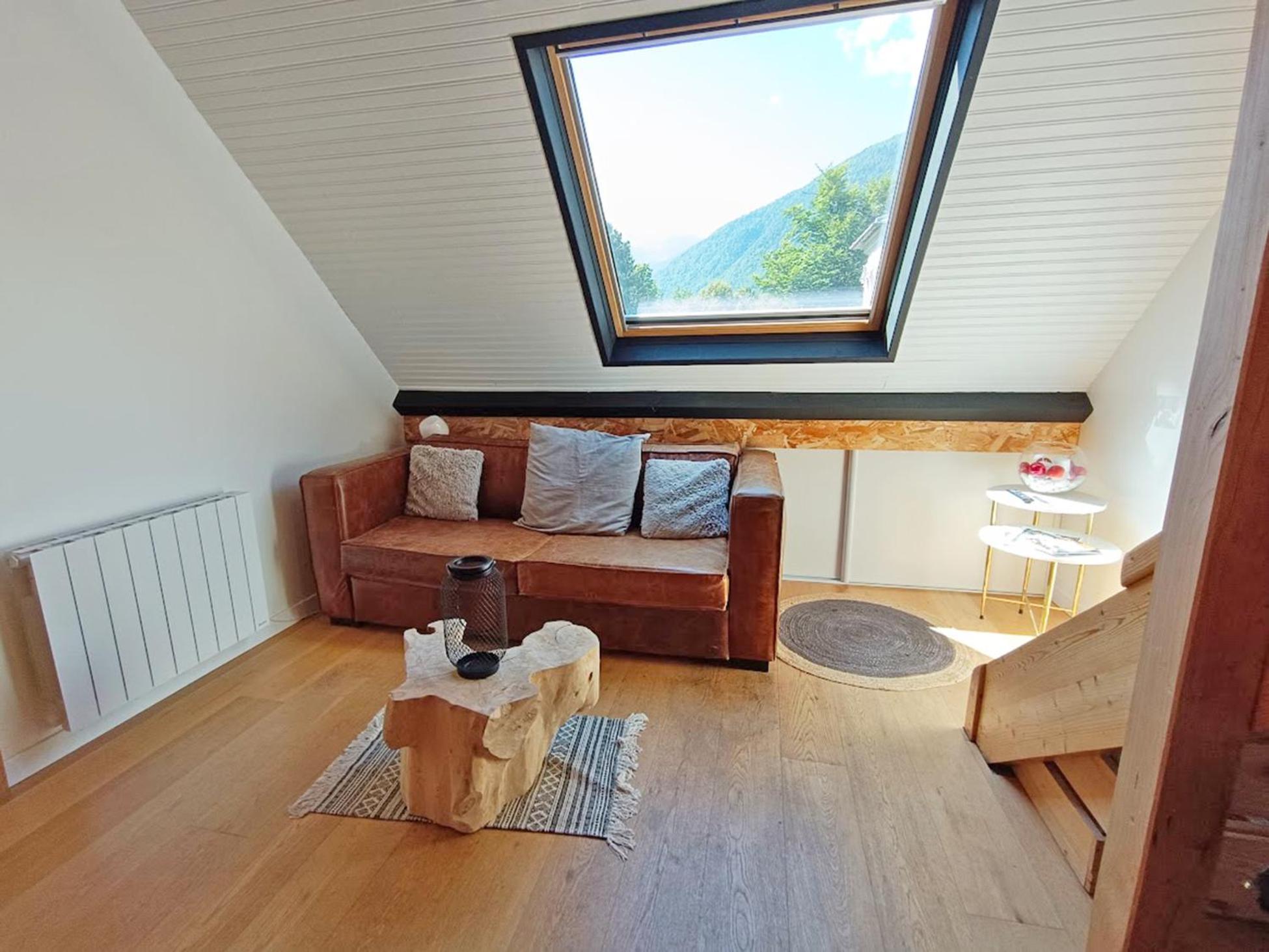Le Nid De Juliette, T3 Duplex, Parking, Cave Lejlighed Bagnères-de-Luchon Eksteriør billede